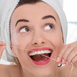 Zahnseide richtig verwenden - Zahnseide Halter kaufen
